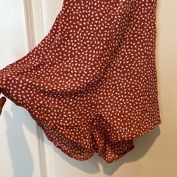 Princess Polly Romper - Picture 3 of 10